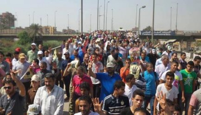 الحوامدية تنتفض ضد الانقلاب بحشود ضخمة "حاميها حراميها"