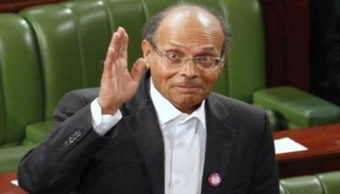 بعد أزمتها المالية .. الرئيس التونسي يخفض راتبه للثلث