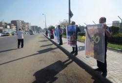 سلاسل بشرية بالإسكندرية للتضامن مع "انتفاضة السجون"