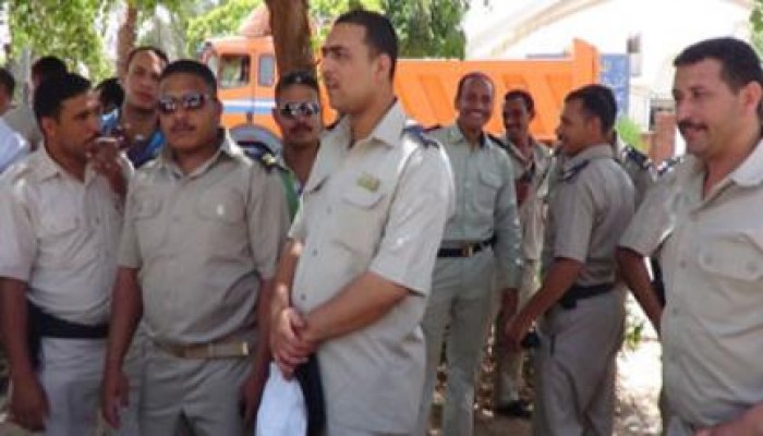 اعتصام وإضراب أفراد وأمناء الشرطة احتجاجا علي سوء المعاملة