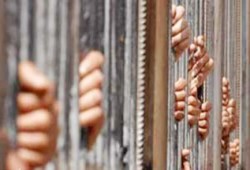 الانقلاب يجدد حبس ٦ سيدات بالإسماعيلية ويسجن ١١حدثا بينهم فتاة سنتين
