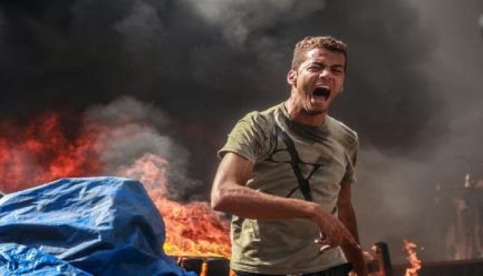 رسالة من داخل المعتقل لـ"أنس".. صاحب أشهر صورة بفض رابعة