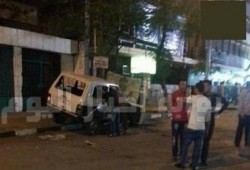 بالفيديو .. انفجار سيارة بشارع رمسيس بالقاهرة