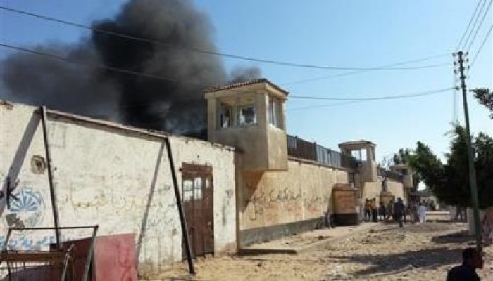 محكمة الاستئناف الانقلابية تأمر باستمرار حبس معتقلي بئرالعبد