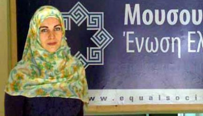 أول محجبة تخوض انتخابات البرلمان الأوروبي