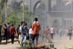 اقتحام الشرطة لـ"مدينة الأزهر" مجددا عقب طردهم منها واعتقال 5 طلاب