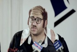 بالفيديو.. أبو حفيظة يسخر من السيسي بأغنية "الهاشتاج"