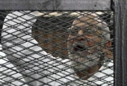 "بديع": لا أحد يستطيع استعباد الشعب وحريتنا تحتاج التضحية