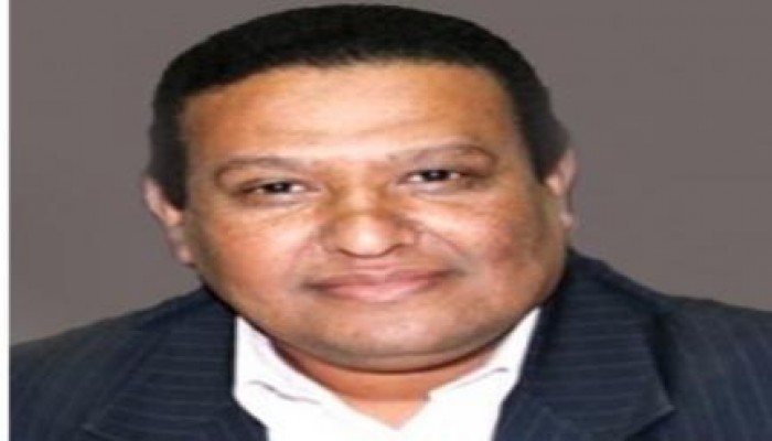 سليم عزوز يكتب : انتماء السيسي للسلالة " العكاشية" أصيل!