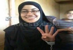 تأجيل عرض 5 من طلاب جامعة المنصورة من بينهم الطالبة"تسنيم" للغد لعدم حضور وكيل النيابة