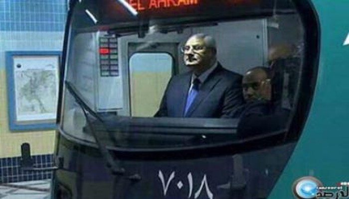 فضيحة .. شروخ وتسريب للمياه بنفق مترو المرحلة الثالثة