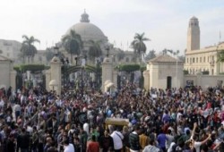 الجيش يوصي الجامعات بتجنيد طلاب للسيطرة على الحراك فيها