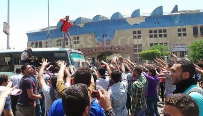 مسيرة لطلاب ‏جامعة الأزهر تنديدا بالاعتداءات والاعتقالات المستمرة على الطلاب