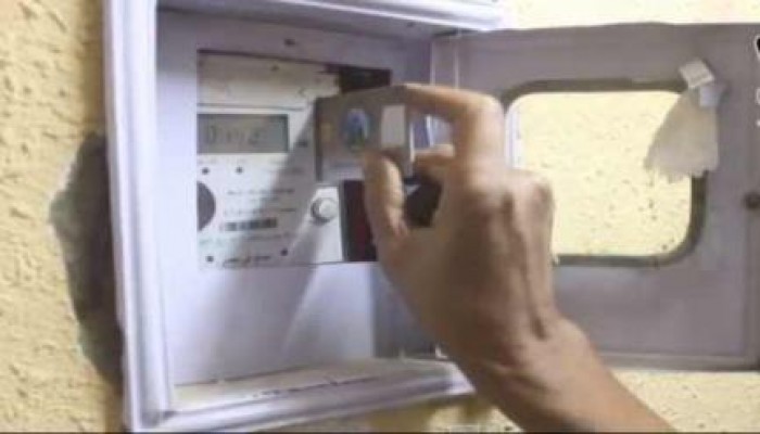 بالفيديو.. الانقلاب يبدأ بتعميم تركيب عدادات كهرباء بكروت الشحن