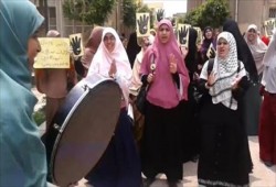 أمن الانقلاب بالشرقية يفرج عن طالبات الزقازيق المختطفات