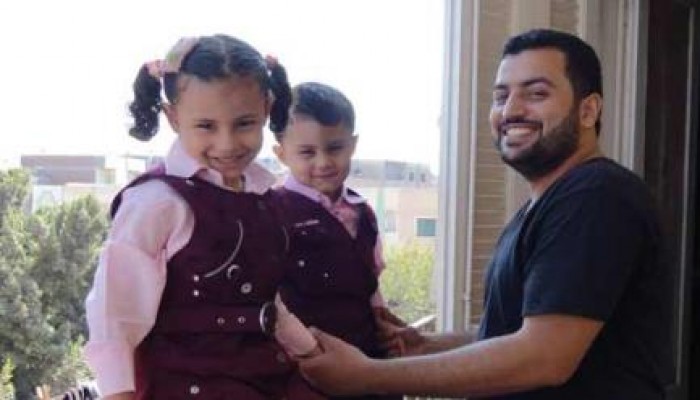 معتقل شرقاوي بالعزولي.. عذب حتي خلعت كتفيه