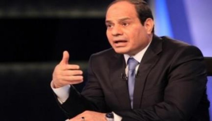 "السيسي الع*ص" يزعم أن مصر دولة فقيرة.. وأن الفراعنة نهبوا ذهب المناجم