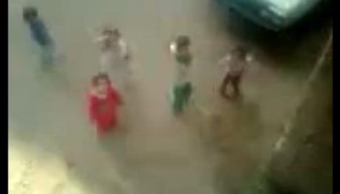 لعبة أطفال إلمنيا (ثوار وعسكر) .. (فيديو)