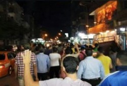 شباب الإسماعيلية يحرقون لافتات السفاح السيسى