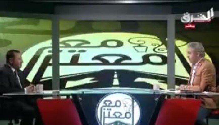 معتز مطر يفحم ممثل الانقلاب بخصوص سلاح رابعة فى دقيقة ونصف (فيديو)