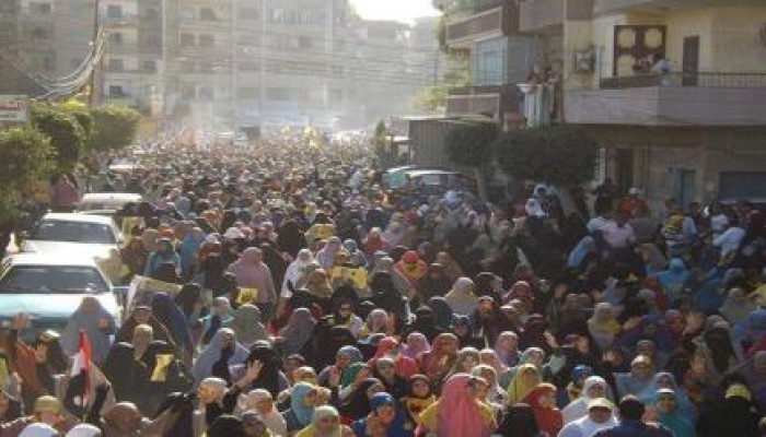 بث مباشر .. حشود الشعب تنتفض ضد الانقلاب في جمعة "قاطع رئاسة الدم"