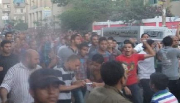 عشرات الآلاف بالفيوم يشيعون جثمان شهيد الغدر عمر عماد