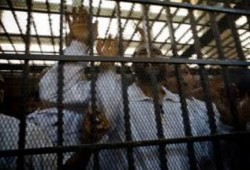 "العفو الدولية: 30 مدنيًا يواجهون التعذيب المستمر في سجن عسكري بمصر"