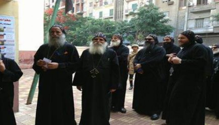المسيحيون وكبار السن مفتاح الانقلاب في مصر