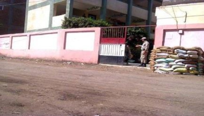 رئيس لجنة بالإسكندرية يعترف: "المشكلة الوحيدة هي ضعف الإقبال"