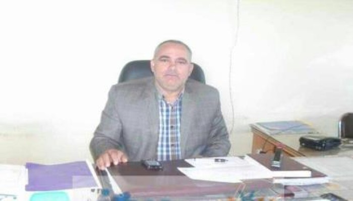 الانقلابي عدلي اليماني يمنع موظفي مجلس مدينة بئر العبد من التوقيع لمقاطعتهم الانتخابات