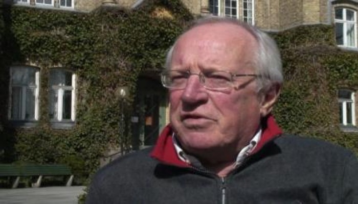 روبرت فيسك: مصير نابليون ينتظر السيسي