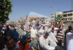 مسيرة حاشده لثوار الحسينية شرقية بمشاركة أسر المعتقلين مع انتفاضة السجون "تقدموا ننتصر"