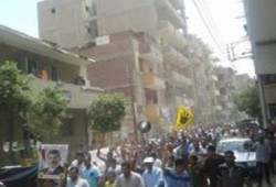 حشود مهولة في مسيرة حي شاهين بالمنيا "تقدموا ننتصر"