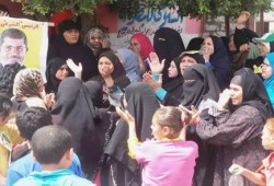 مسيرة بالملابس السوداء ببني سويف إعلاناً عن وفاة الانقلاب