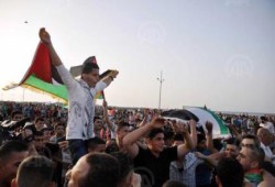فلسطين تحتفل بفوز فريقها باللقب الدولى الأول كرويا