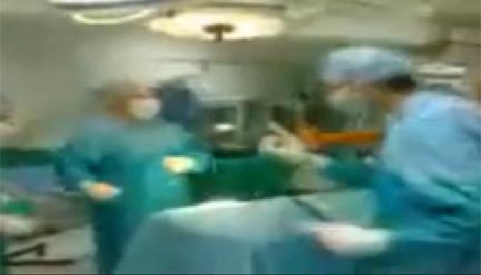 شعب السيسي: وصلة رقص لأطباء أثناء إجراء عملية جراحية على "بشرة خير" (فيديو)