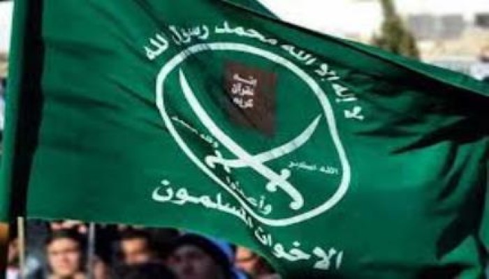 كاتب فرنسي: السيسى لن يستطيع أن يقضى على الإخوان
