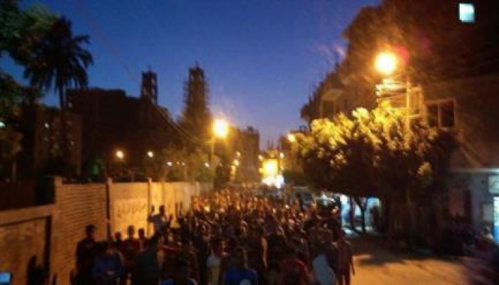 بالصور: مسيرة ليلية بمغاغة والأمن يعتدي عليها ويعتقل المشاركين