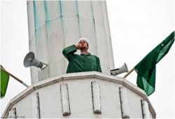 الهند: وقفات احتجاجية هندوسية تطالب بمنع أذان الفجر