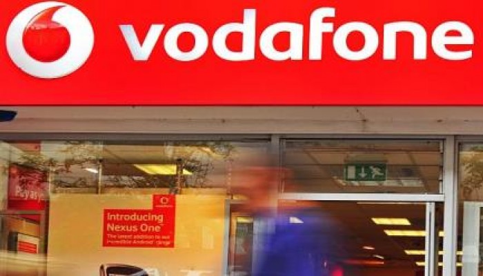 «فودافون» تعترف بالتنصت على عملائها في مصر