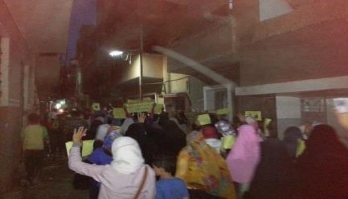 المنيا - بالصور : ثوار مدينة ملوي ينظمون مسيرة ليلية حاشدة ضد الانقلاب