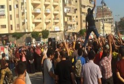 البحيرة : رغم القبضة الأمنية ... مسيرة لـ"ثوار دمنهور" رافضة لحكم العسكر