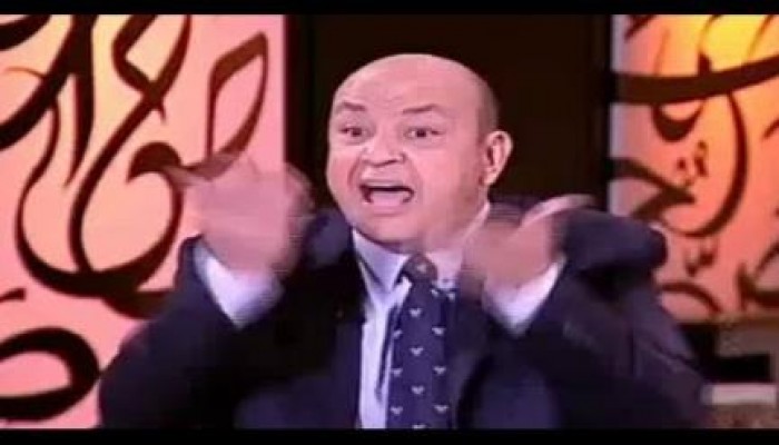 بالفيديو.. الانقلابي عمرو أديب يصرخ: "حتى حادثة التحرش عاوزين يلبسوها للإخوان"؟