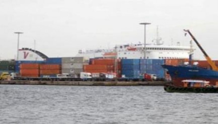 السويس للحاويات:السفن حولت مسارها والشركة فقدت العملاء