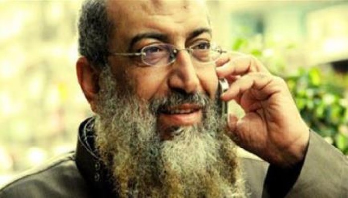 الأهالي يحاصرون برهامي في مسجد غافر بمنطقة العمرانية