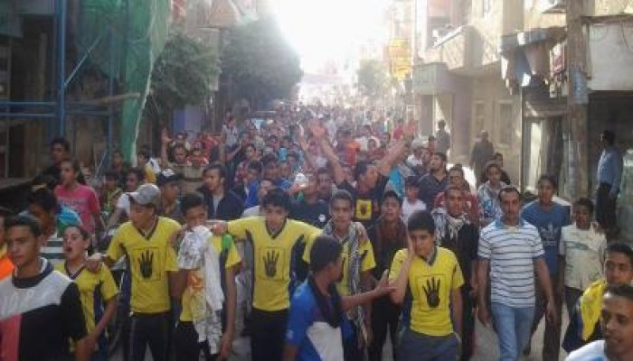 بني سويف - بالصور : أهالي الواسطي ينظمون مسيرة حاشدة ضد الانقلاب العسكري