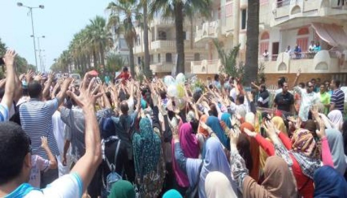 دمياط - بالصور : شباب ضد الانقلاب ينظمون مسيرة حاشدة برأس البر و أمن الانقلاب يطلق الرصاص