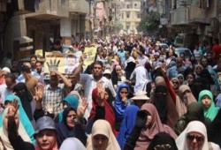 القليوبية - بالصور : عشرات الألاف في مسيرة حاشدة بشبرا الخيمة بمشاركة أولتراس نهضاوي