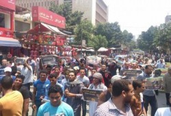 حلوان - بالصور : مسيرة حاشدة بالألاف لثوار حلوان و صور الرئيس مرسي ترفرف