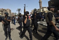 مصادر: ضحايا الداخلية برصاصها .. وارتباك بالوزارة لوجود شكوك في الجنود